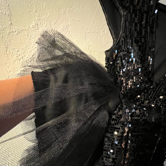 ✨ Sequin Cocktail Dress ✨ - Picture 5 of 6